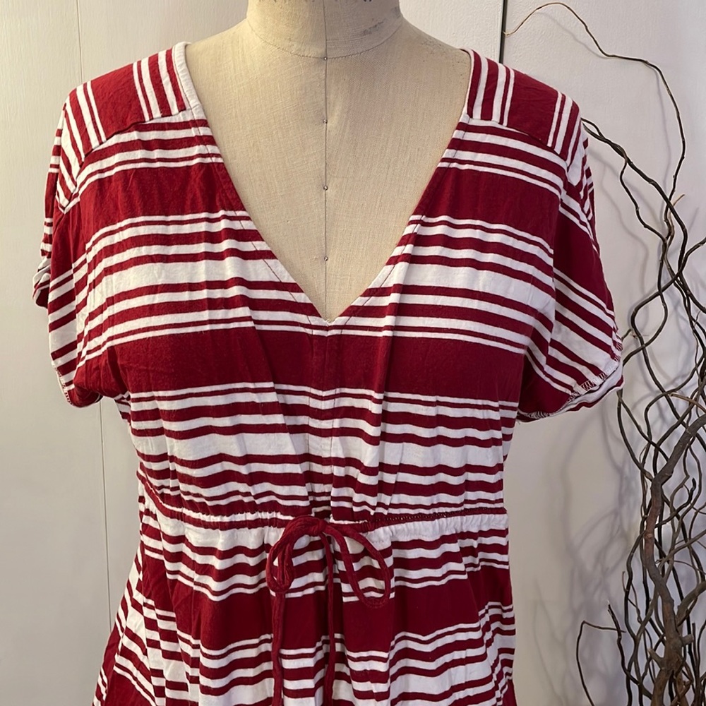 Bump Start by Motherhood short sleeve striped v-neck top with tie - Picture 2 of 8